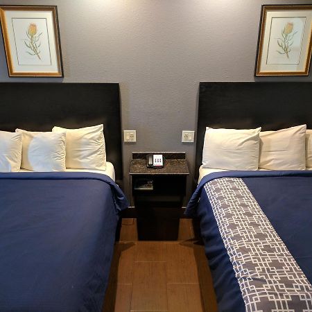 Americas Best Value Inn - Μπράουνσβιλ Εξωτερικό φωτογραφία