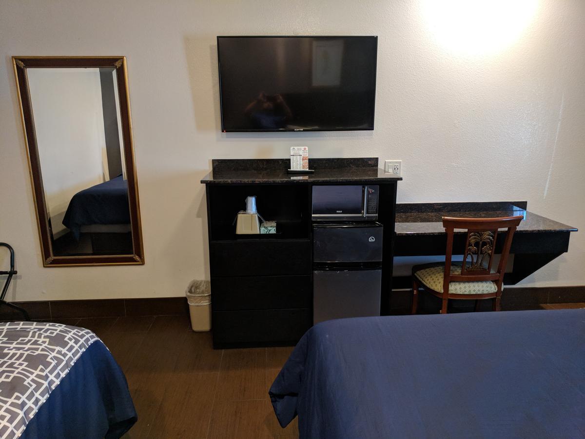 Americas Best Value Inn - Μπράουνσβιλ Εξωτερικό φωτογραφία