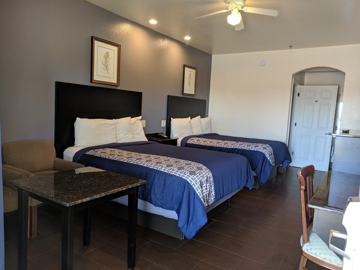 Americas Best Value Inn - Μπράουνσβιλ Εξωτερικό φωτογραφία