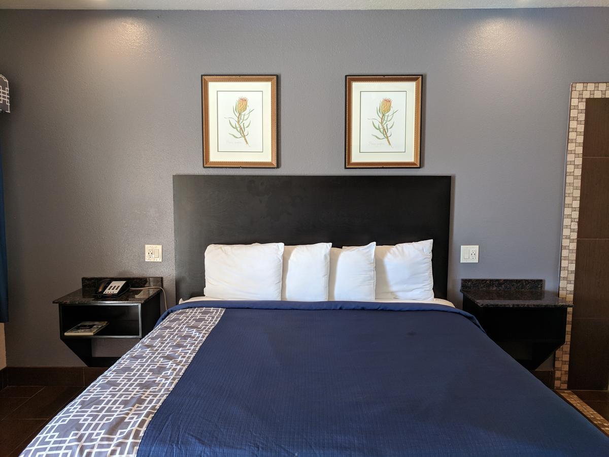 Americas Best Value Inn - Μπράουνσβιλ Εξωτερικό φωτογραφία