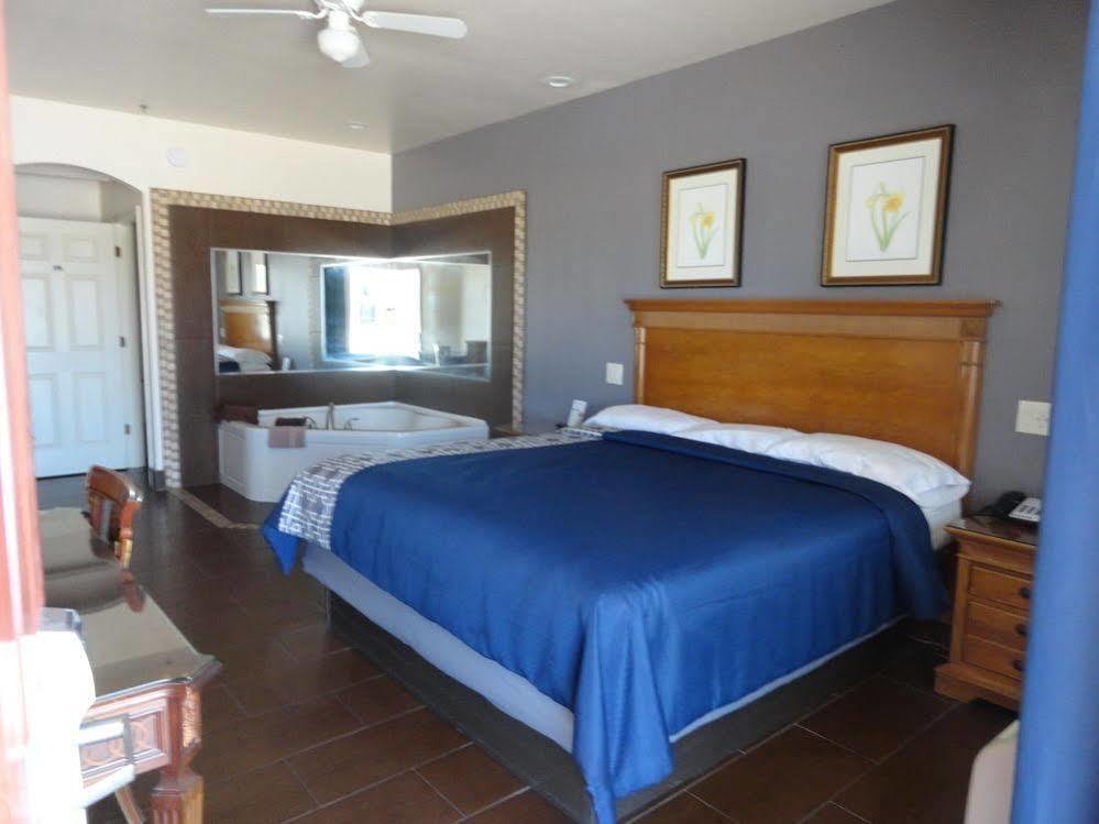 Americas Best Value Inn - Μπράουνσβιλ Εξωτερικό φωτογραφία
